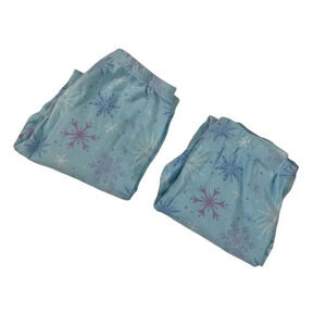 Snowflake girls pajama bottoms size 7; set of 2, light blue, purple, winter